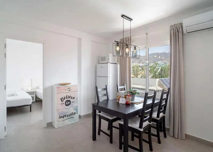 Perdigon 325 Paradise Casasol Апартаменты *